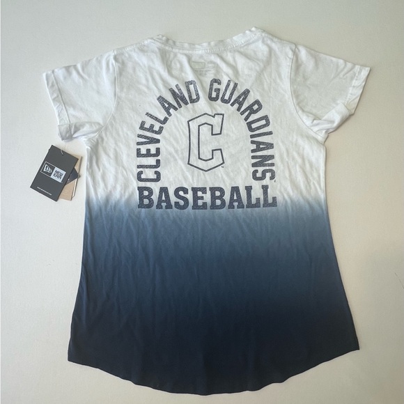 New Era Cleveland Guardian Blue Dye V-Neck T-Shirt MLB Women's Sz Small NWT - Picture 2 of 8